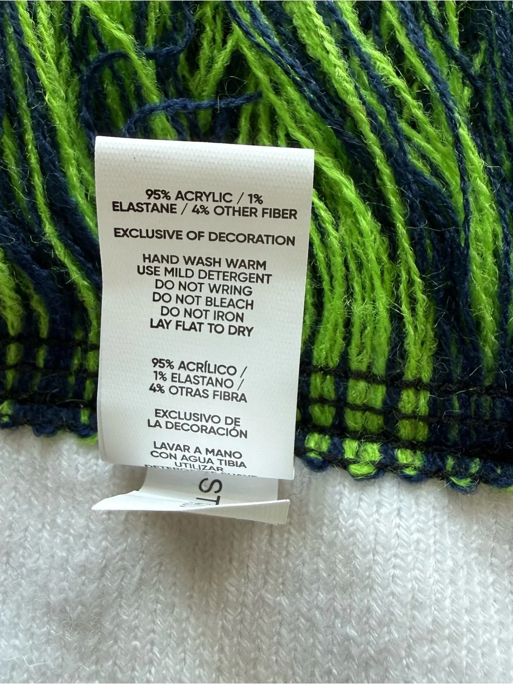 FOCO Seattle Seahawks NFL Scarf Green Navy Reversible Logo Fringe Fan Gear